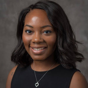 Meet your Posher, Alethia